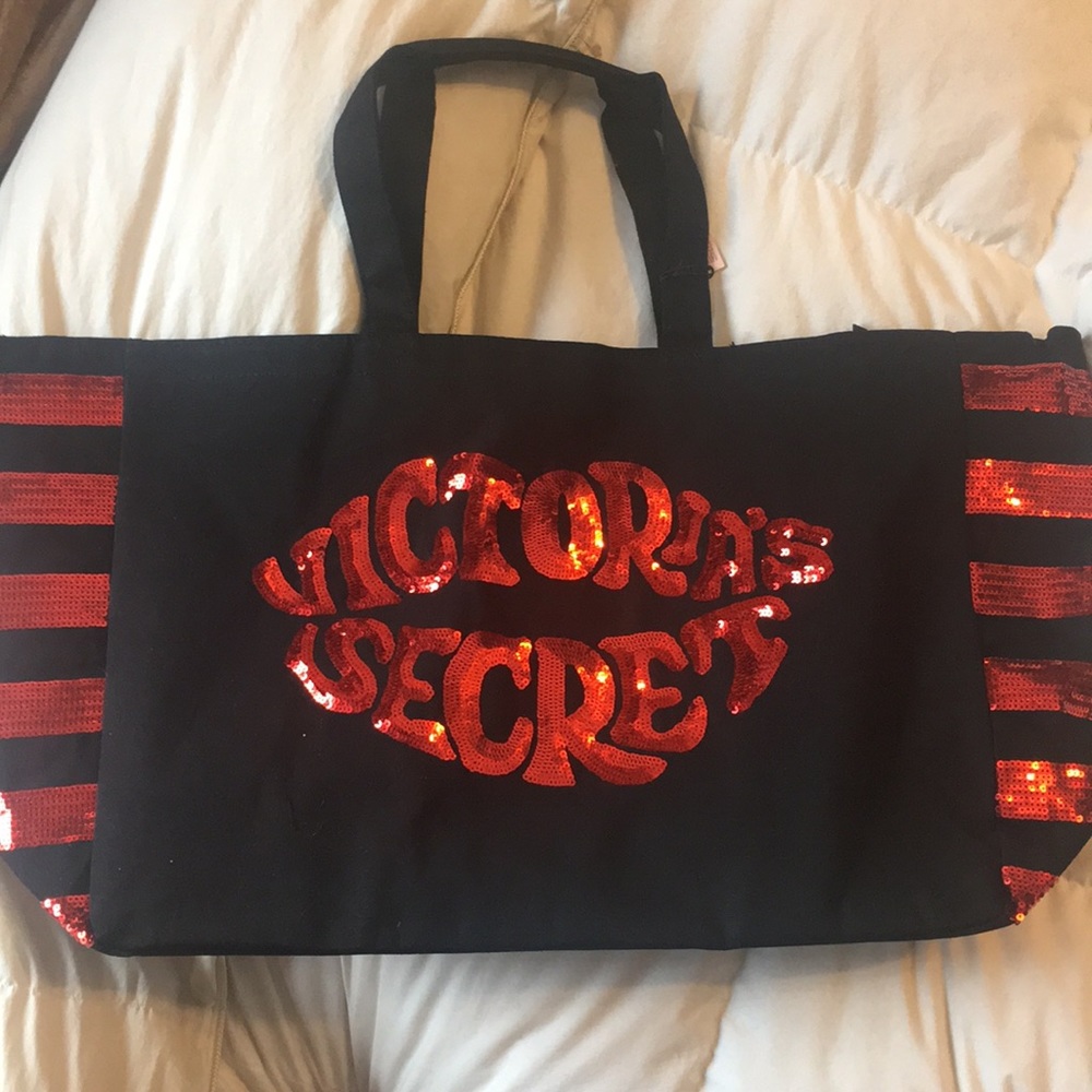 Women’s tote bag brand new.